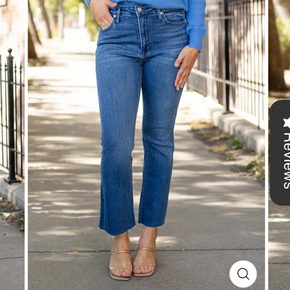 Just Black • Cropped Stretchy Jeans Size 27